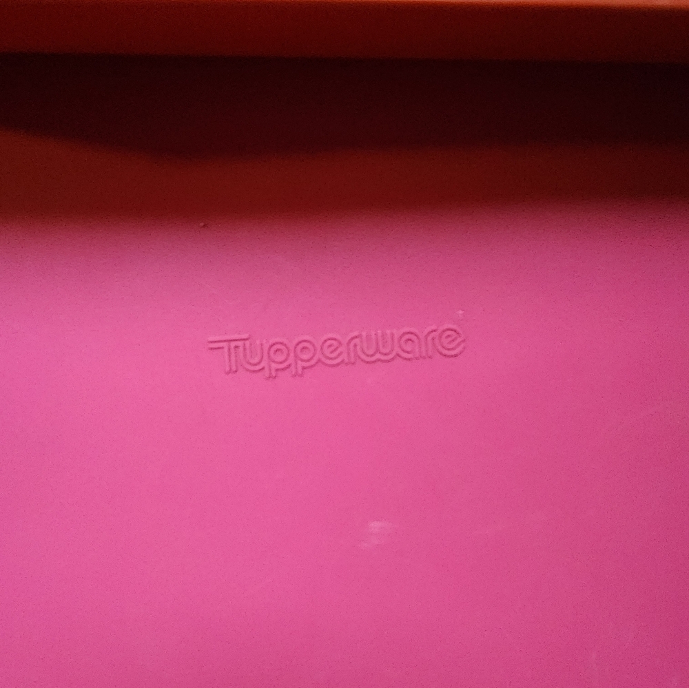 Tupperware set - Picture 2 of 8